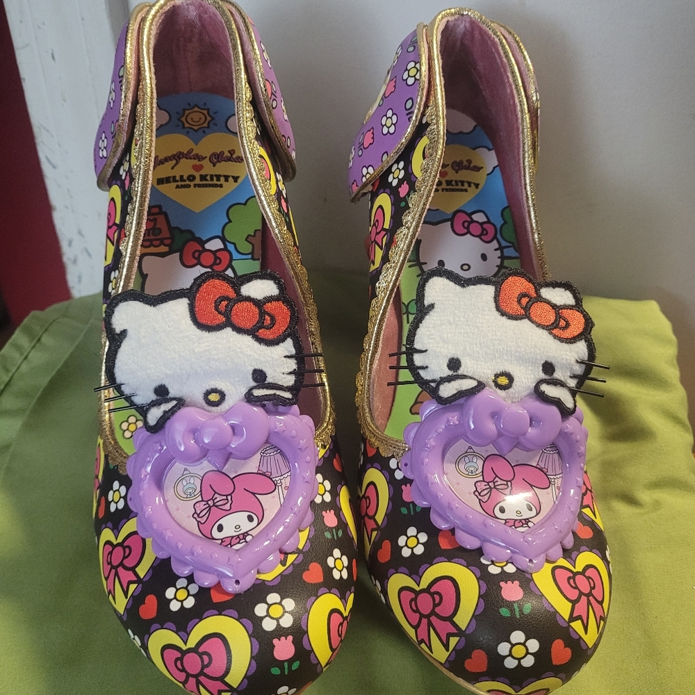 Irregular Choice Hello Kitty Star of the Show heels it fits a sz 9 brand new
